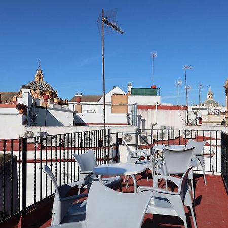 San Isidoro Hostel Sevilla Bagian luar foto