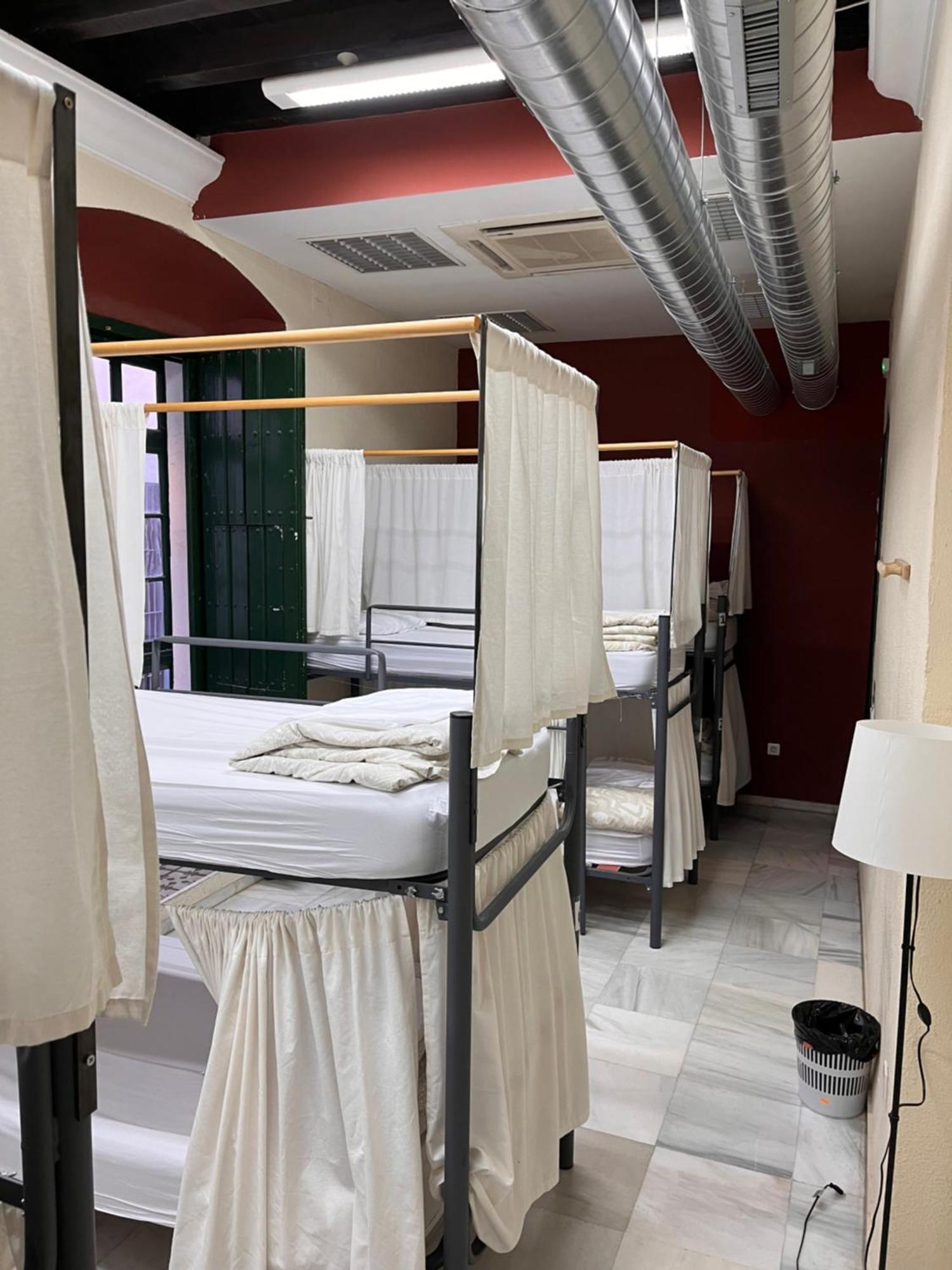 San Isidoro Hostel Sevilla Bagian luar foto