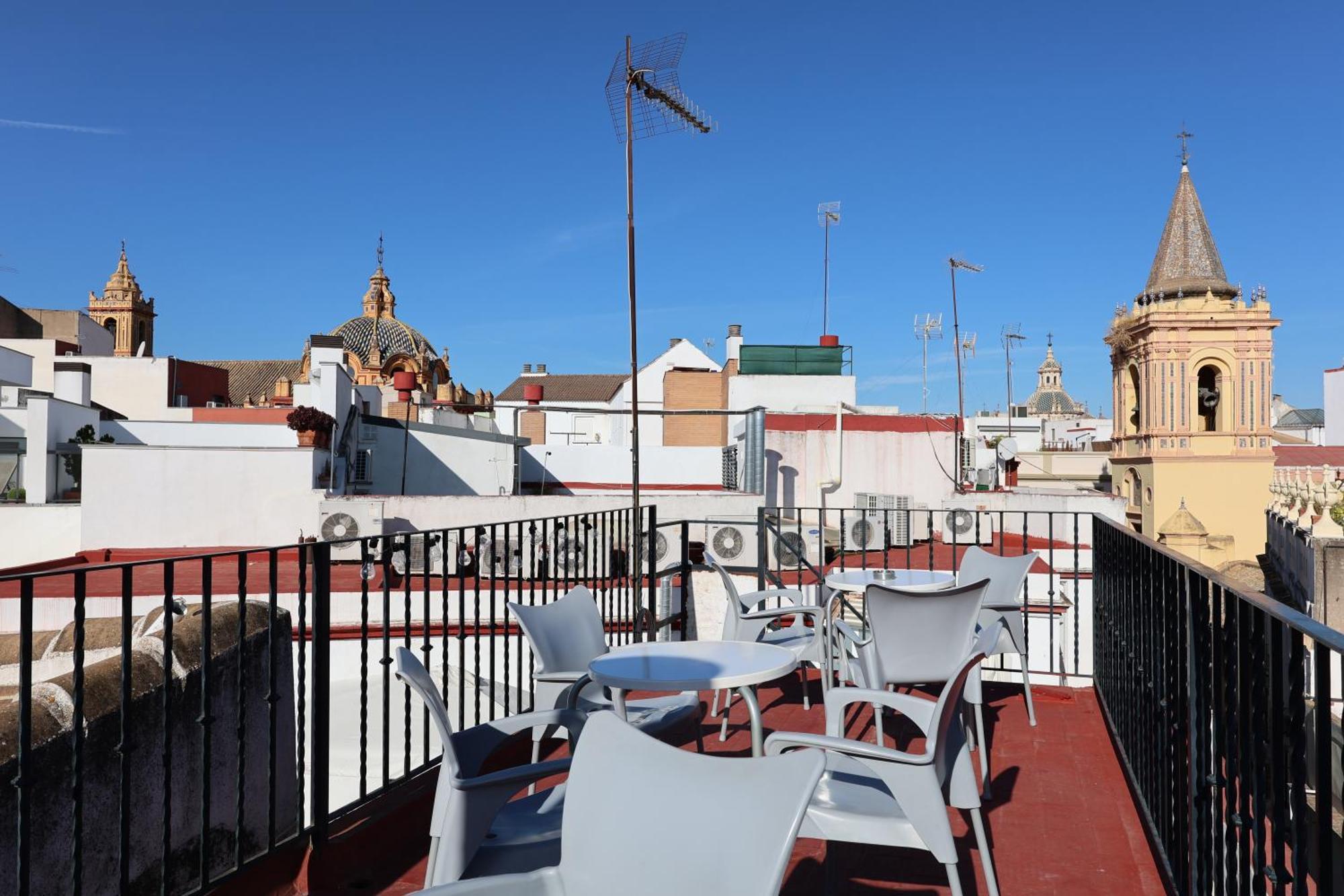 San Isidoro Hostel Sevilla Bagian luar foto