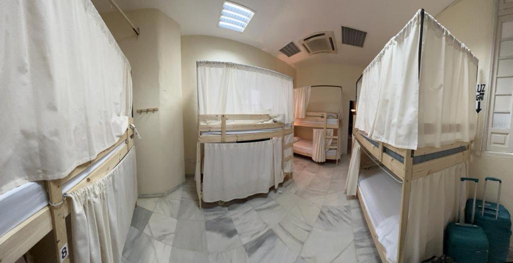 San Isidoro Hostel Sevilla Bagian luar foto
