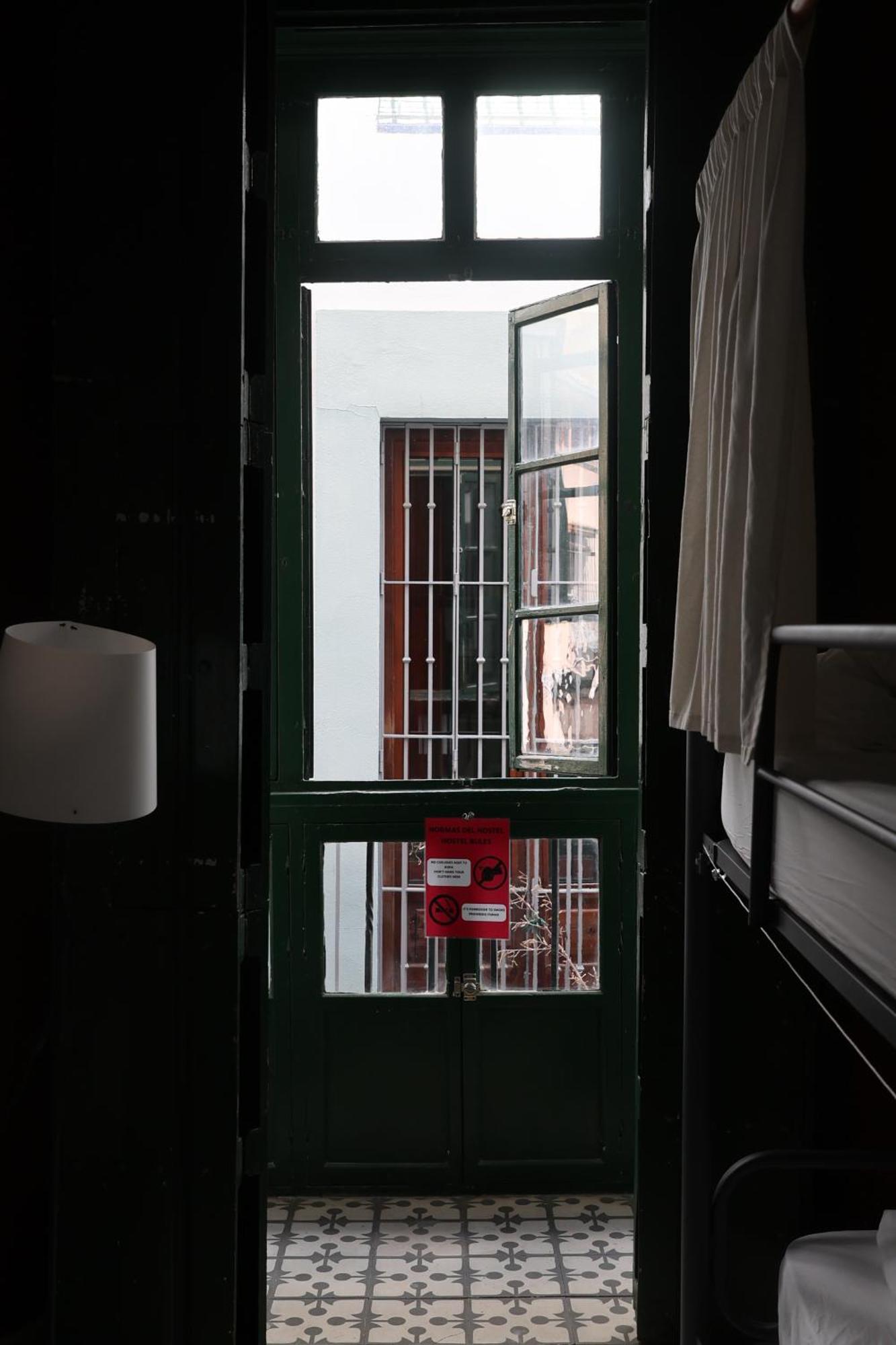 San Isidoro Hostel Sevilla Bagian luar foto